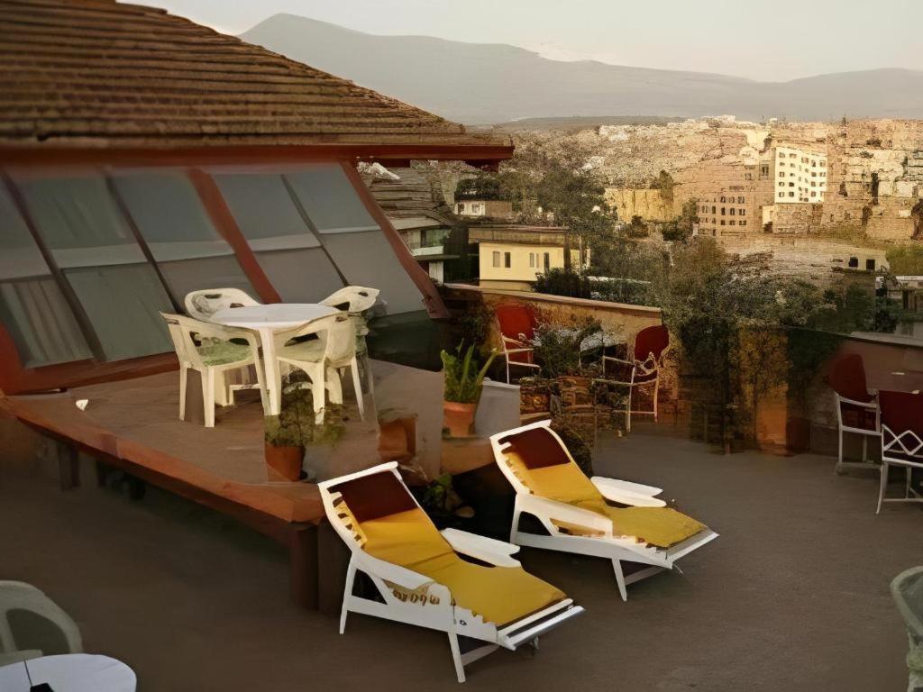 Hotel Vajra Катманду Экстерьер фото